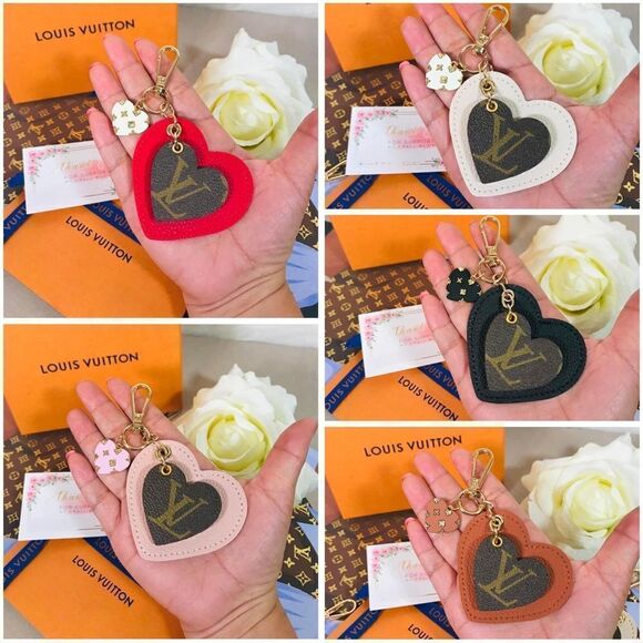 HEART CHARM BLACK - Picture 2 of 4